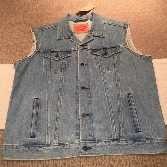 levis trucker vest